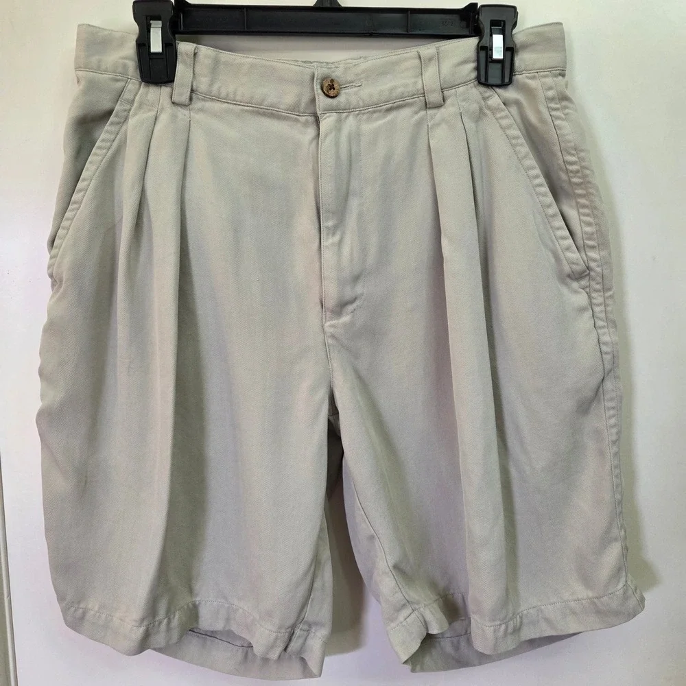 Tommy Bahama Relax Mens 32 Silk Shorts Pleated Herringbone Khaki Stone Tan